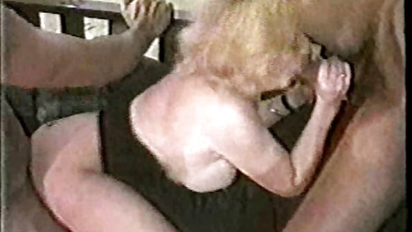 Glücklicher Kerl darf Christina Cinn und Jill Kassidy ficken